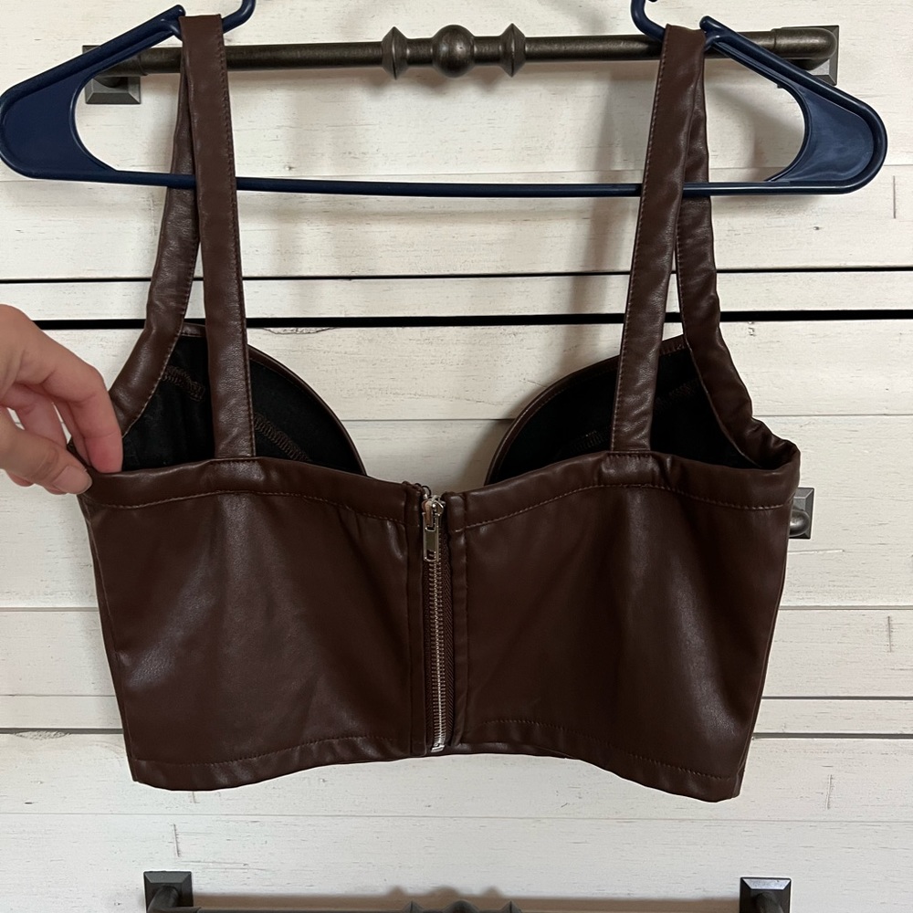 Leather top - Picture 6 of 7